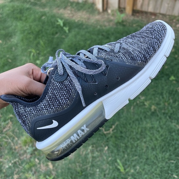 Nike Air Max Sequent 3 Oreo 921694-011 Women’s Size 7 - Picture 1 of 9